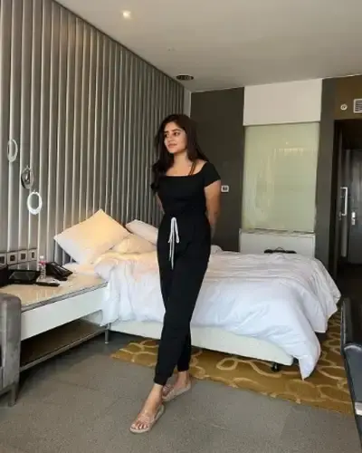 Call Girls Gadhada Cash On Delivery